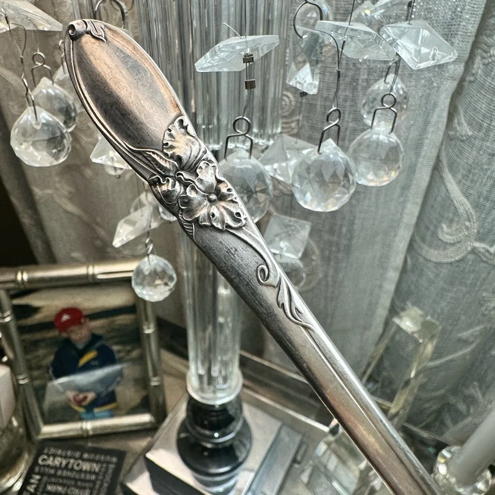 Vintage Community White Orchid 1953 Serving / Meat Fork.